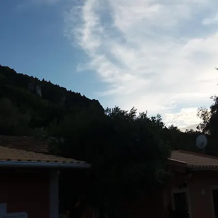 Anthi's * Kastellanoi (Agios Georgios (Corfu))